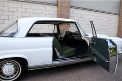 Mercedes  220 Coupe