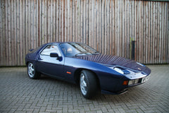 Porsche 928 (1982)