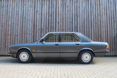 BMW E28 518i (1986)